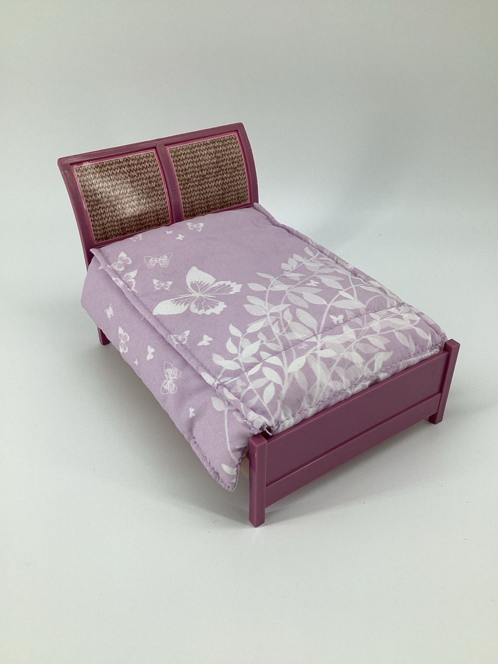 Fisher Price Dollhouse Bed Bedroom Butterfly Purple Loving Family